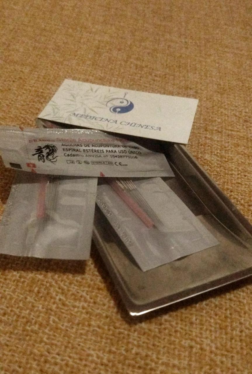 Materiais esterilizados de acupuntura